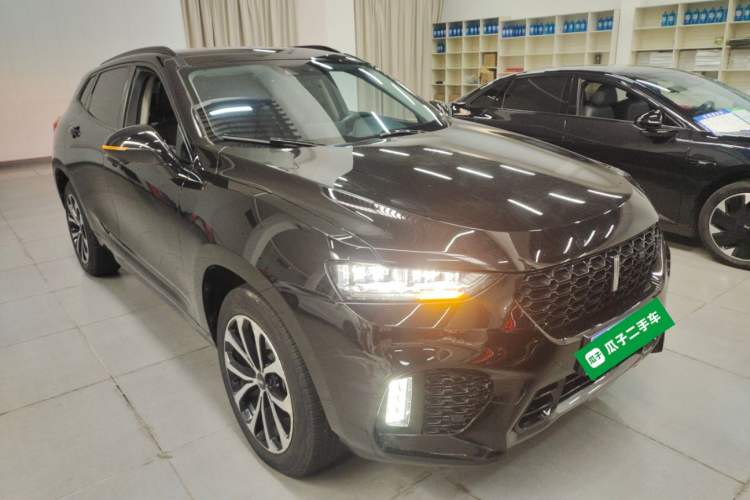 Used Wey VV7 2019 Upgraded Model 2.0T Ultra-Luxury Version China VI Standard Front Right 45 Deg