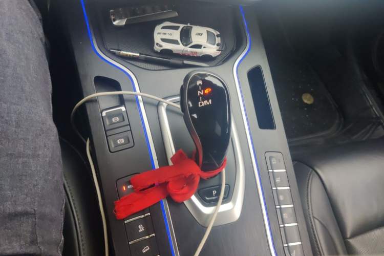 Used Wey VV7 2019 Upgraded Model 2.0T Ultra-Luxury Version China V Standard Gear Lever