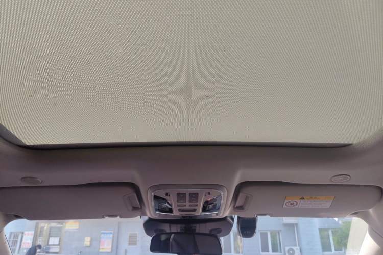 Used Wey VV7 2019 Upgraded Model 2.0T Luxury Version China V Standard Headliner