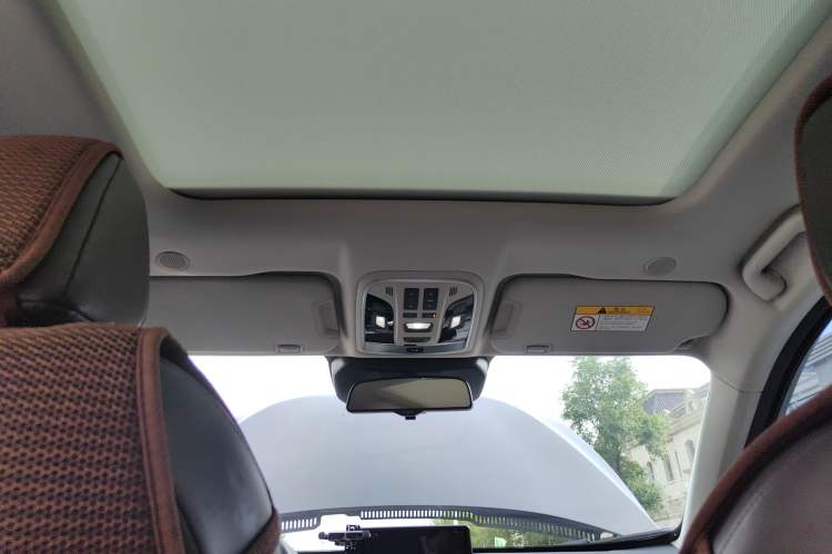 Used Wey VV7 2019 Upgraded Model 2.0T Ultra-Luxury Version China VI Standard Headliner