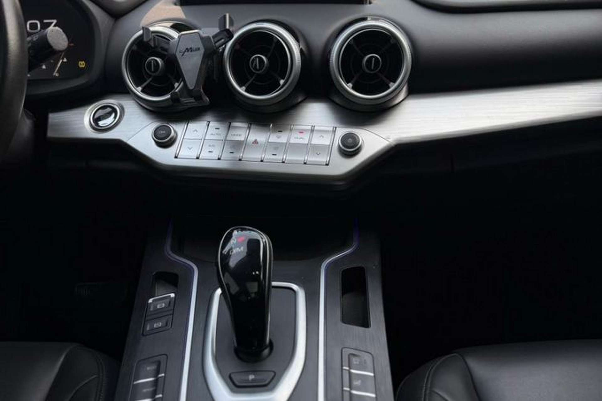 Used Wey VV7 2019 Upgraded Model 2.0T Ultra-Luxury Version China VI Standard Interior 2
