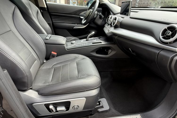 Used Wey VV7 2019 Upgraded Model 2.0T Flagship Version China VI Interior 4