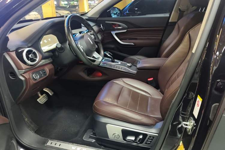 Used Wey VV7 2019 Upgraded Model 2.0T Flagship Version China VI Left Front Seat