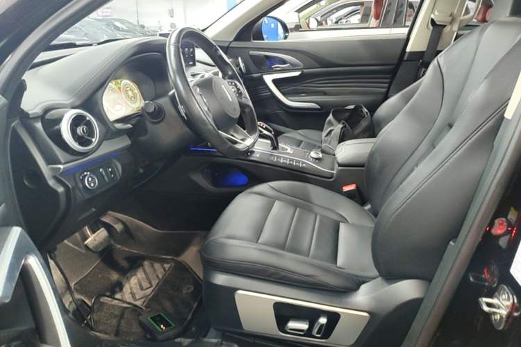 Used Wey VV7 2019 Upgraded Model 2.0T Ultra-Luxury Version China V Standard Left Front Seat