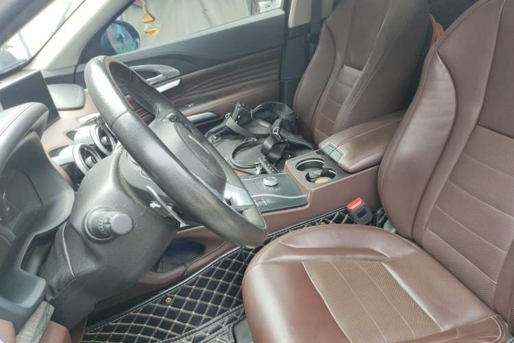 Used Wey VV7 2019 Upgraded Model 2.0T Flagship Version China VI Left Front Seat