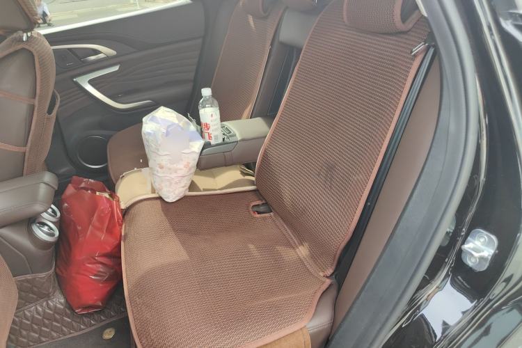 Used Wey VV7 2019 Upgraded Model 2.0T Ultra-Luxury Version China VI Standard Left Rear Seat