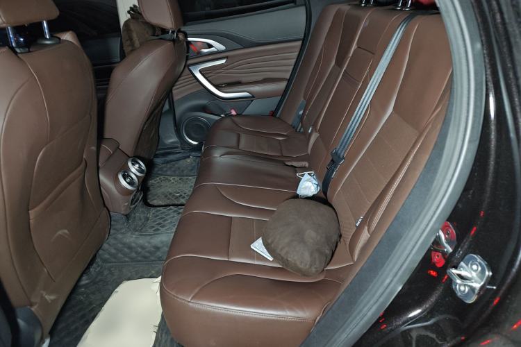 Used Wey VV7 2019 Upgraded Model 2.0T Flagship Version China V Standard Left Rear Seat