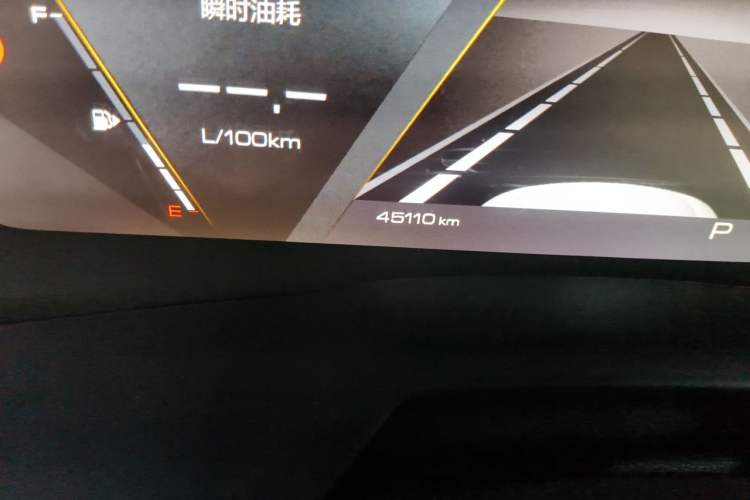 Used Wey VV7 2019 Upgraded Model 2.0T Flagship Version China VI Odometer Close Up