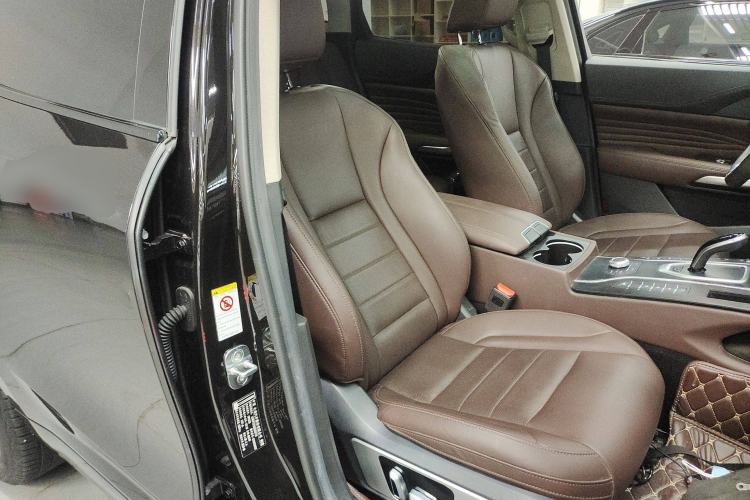 Used Wey VV7 2019 Upgraded Model 2.0T Ultra-Luxury Version China VI Standard Right Front Seat