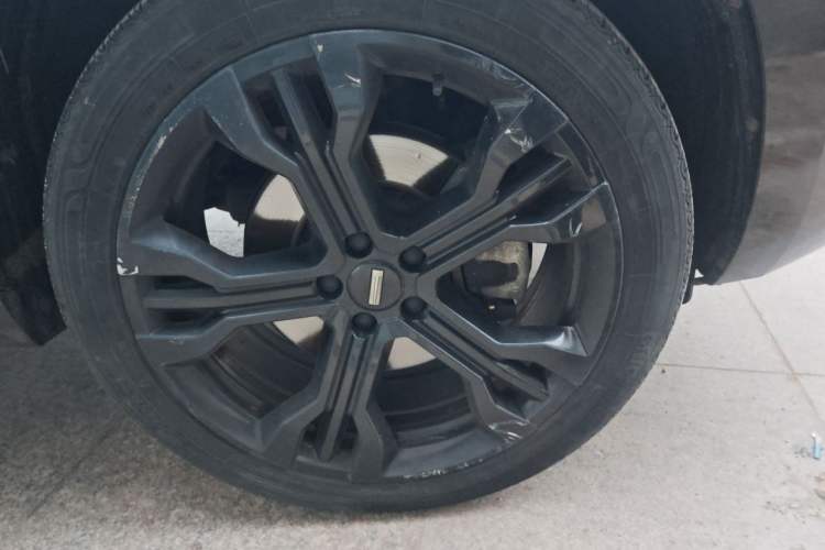 Used Wey VV7 2019 Upgraded Model 2.0T Flagship Version China VI Right Front Wheel Hub