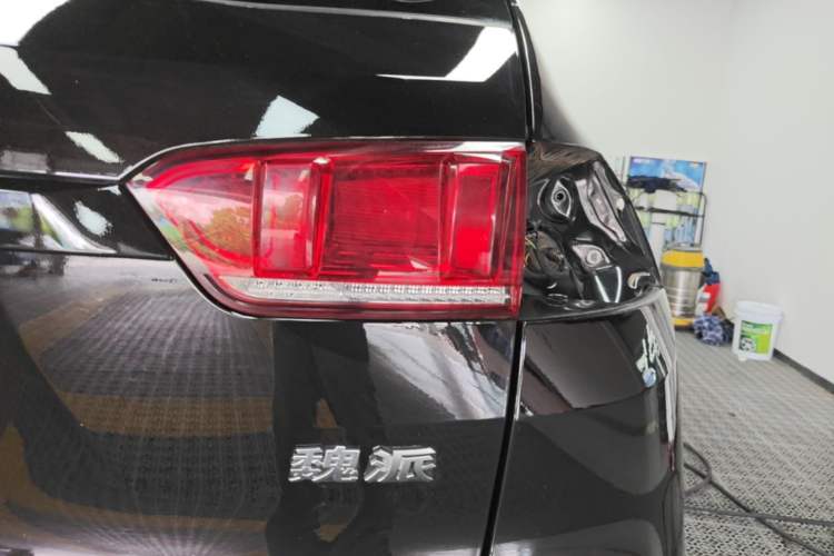 Used Wey VV7 2019 Upgraded Model 2.0T Ultra-Luxury Version China VI Standard Right Rear Taillight