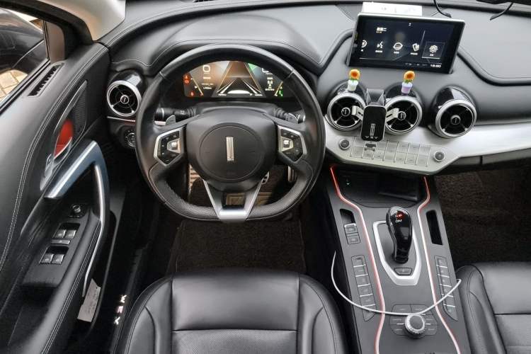 Used Wey VV7 2019 Upgraded Model 2.0T Flagship Version China VI Steering Wheel