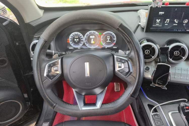 Used Wey VV7 2019 Upgraded Model 2.0T Flagship Version China VI Steering Wheel