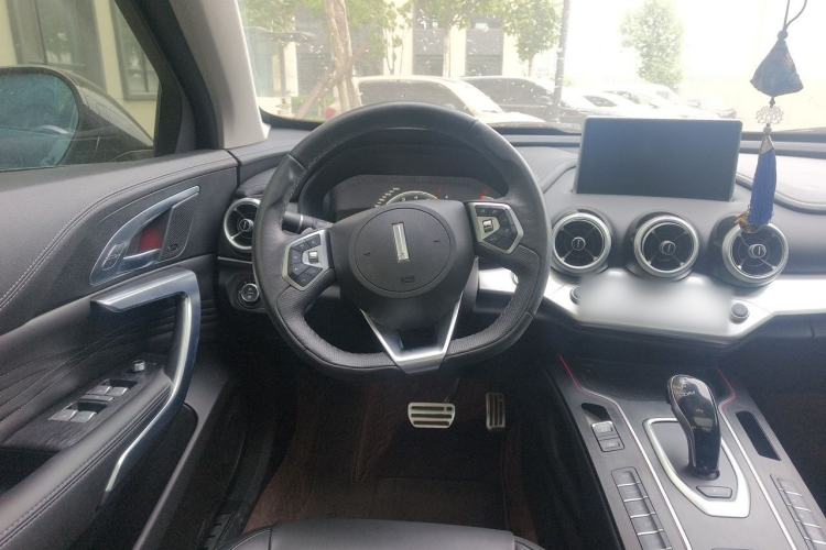 Used Wey VV7 2019 Upgraded Model 2.0T Flagship Version China VI Steering Wheel