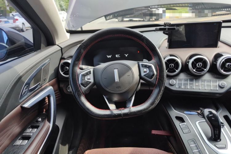 Used Wey VV7 2019 Upgraded Model 2.0T Ultra-Luxury Version China VI Standard Steering Wheel
