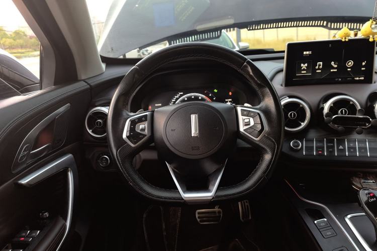 Used Wey VV7 2019 Upgraded Model 2.0T Flagship Version China VI Steering Wheel