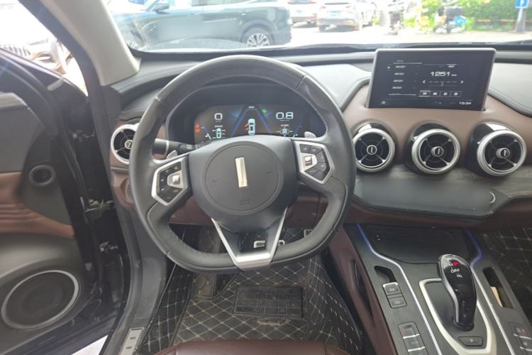 Used Wey VV7 2019 Upgraded Model 2.0T Flagship Version China VI Steering Wheel