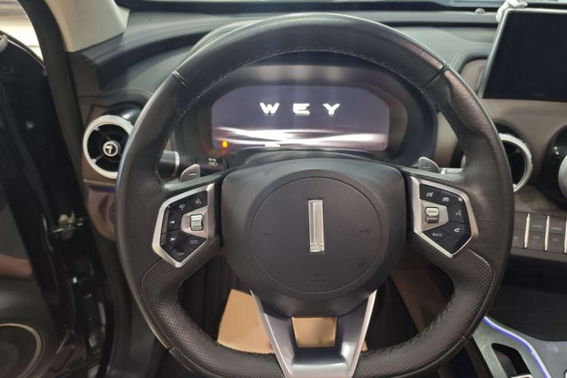 Used Wey VV7 2019 Upgraded Model 2.0T Flagship Version China V Standard Steering Wheel