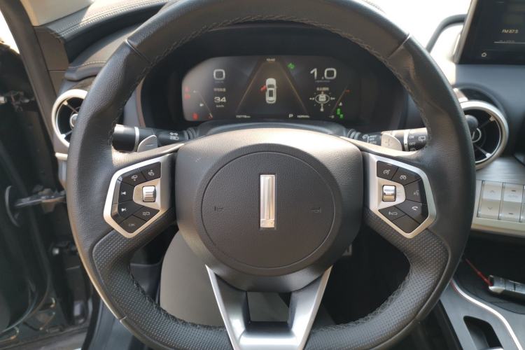 Used Wey VV7 2019 Upgraded Model 2.0T Flagship Version China V Standard Steering Wheel