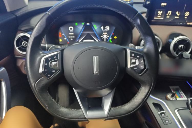 Used Wey VV7 2019 Upgraded Model 2.0T Flagship Version China VI Steering Wheel