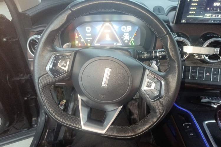 Used Wey VV7 2019 Upgraded Model 2.0T Flagship Version China V Standard Steering Wheel