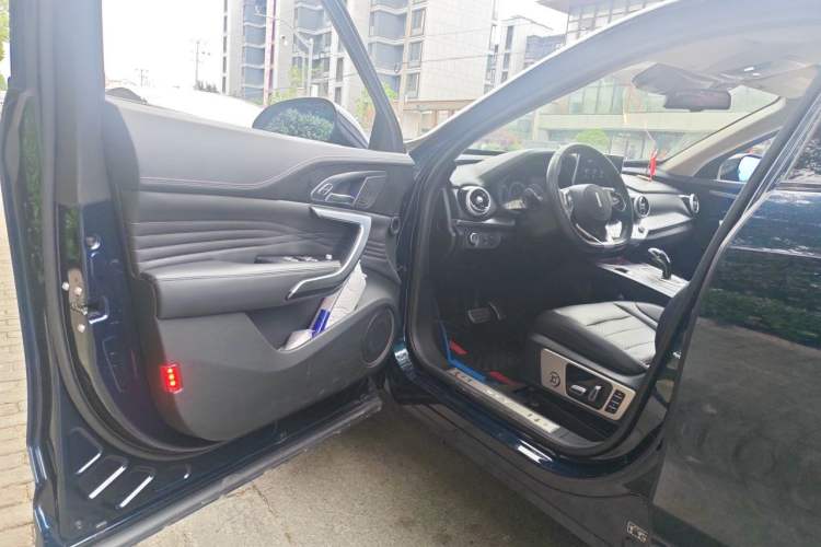 Used Wey VV7 2019 Upgraded Model 2.0T Flagship Version China VI Driver Seat