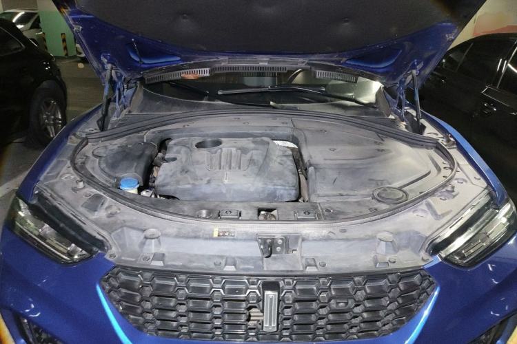 Used Wey VV7 2019 Upgraded Model 2.0T Flagship Version China VI Engine Bay