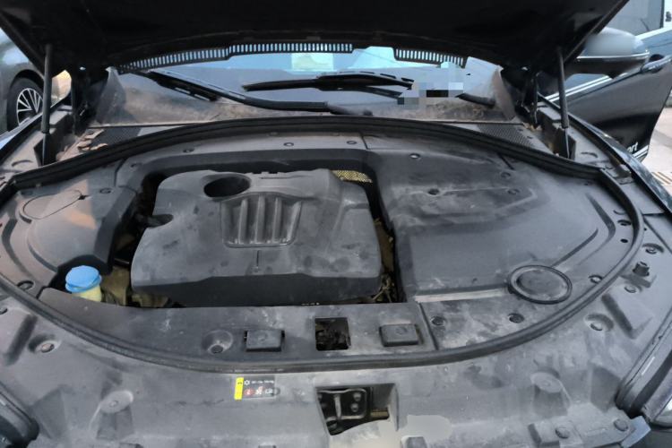 Used Wey VV7 2019 Upgraded Model 2.0T Flagship Version China VI Engine Bay