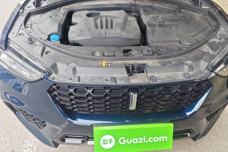 Used Wey VV7 2019 Upgraded Model 2.0T Flagship Version China VI Engine Bay