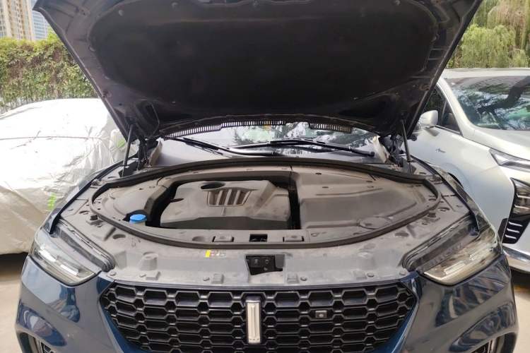 Used Wey VV7 2019 Upgraded Model 2.0T Flagship Version China VI Engine Bay