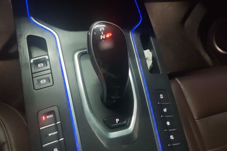 Used Wey VV7 2019 Upgraded Model 2.0T Ultra-Luxury Version China V Standard Gear Lever
