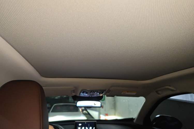 Used Wey VV7 2019 Upgraded Model 2.0T Flagship Version China V Standard Headliner