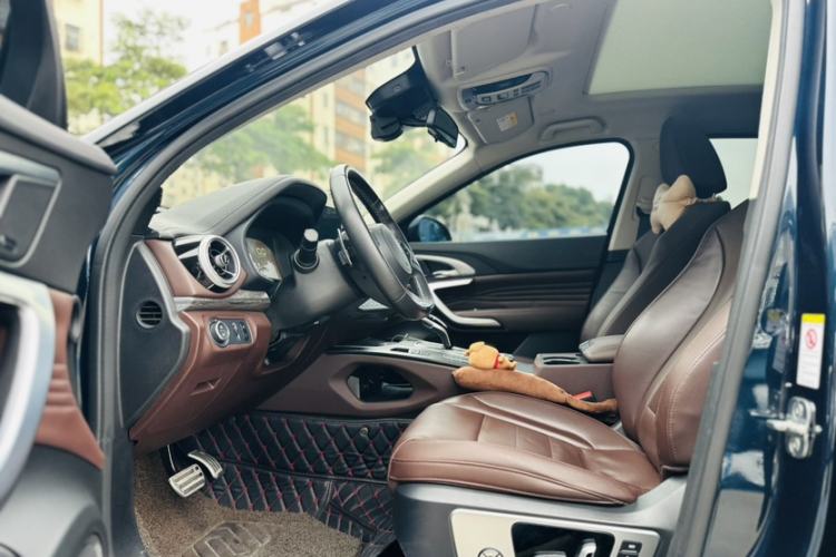 Used Wey VV7 2019 Upgraded Model 2.0T Flagship Version China V Standard Interior 5