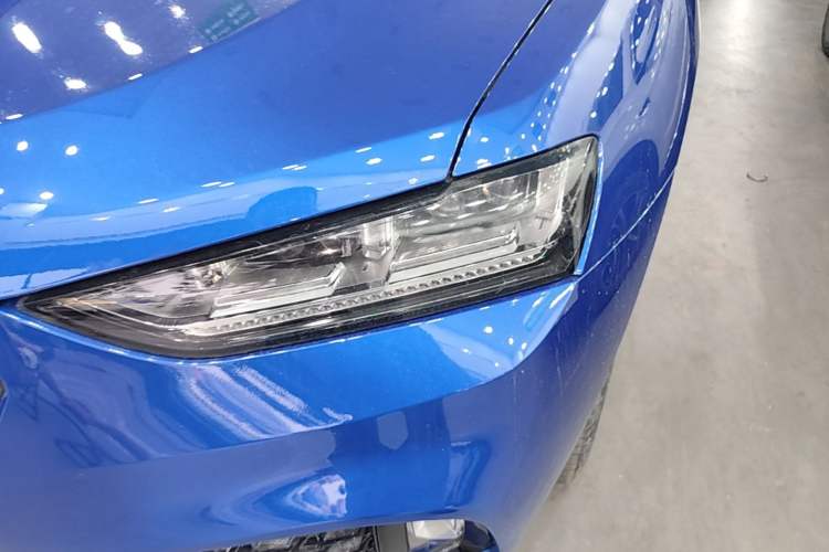 Used Wey VV7 2019 Upgraded Model 2.0T Flagship Version China V Standard Left Front Headlight