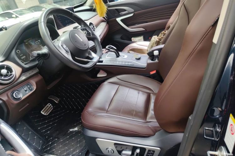 Used Wey VV7 2019 Upgraded Model 2.0T Flagship Version China VI Left Front Seat
