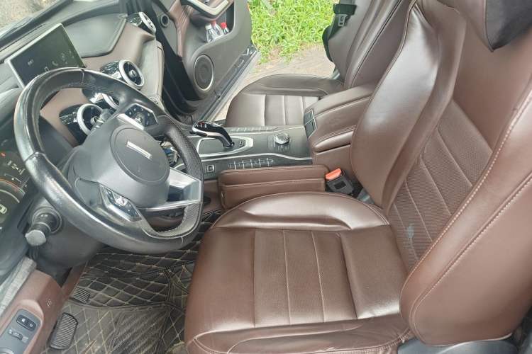Used Wey VV7 2019 Upgraded Model 2.0T Ultra-Luxury Version China VI Standard Left Front Seat