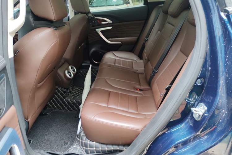 Used Wey VV7 2019 Upgraded Model 2.0T Flagship Version China V Standard Left Rear Seat