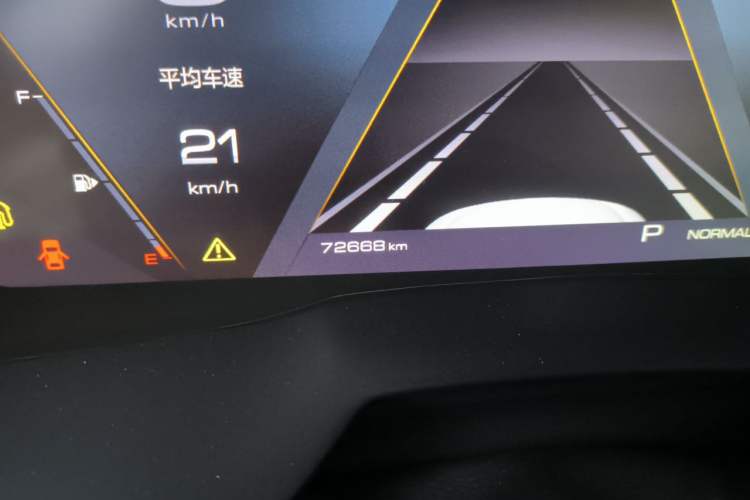 Used Wey VV7 2019 Upgraded Model 2.0T Flagship Version China VI Odometer Close Up