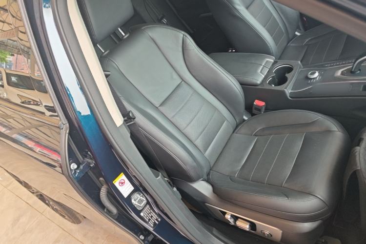 Used Wey VV7 2019 Upgraded Model 2.0T Flagship Version China V Standard Right Front Seat