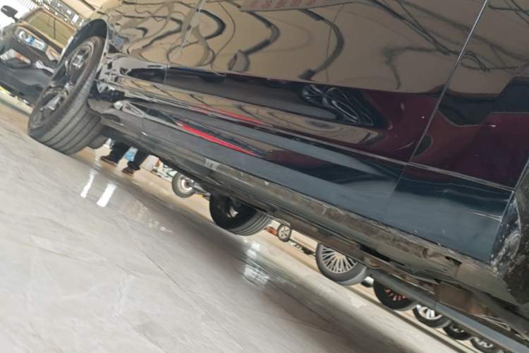 Used Wey VV7 2019 Upgraded Model 2.0T Flagship Version China V Standard Right Side Sill