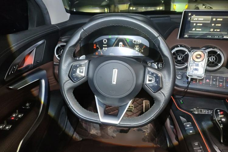 Used Wey VV7 2019 Upgraded Model 2.0T Flagship Version China VI Steering Wheel