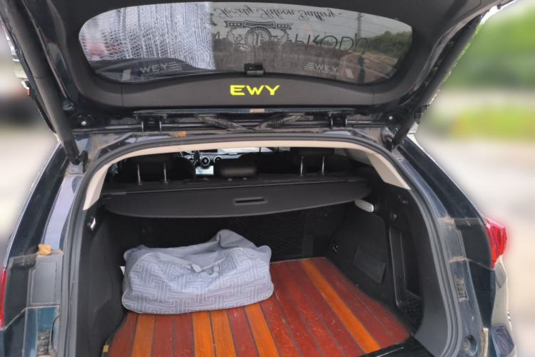 Used Wey VV7 2019 Upgraded Model 2.0T Flagship Version China VI Trunk