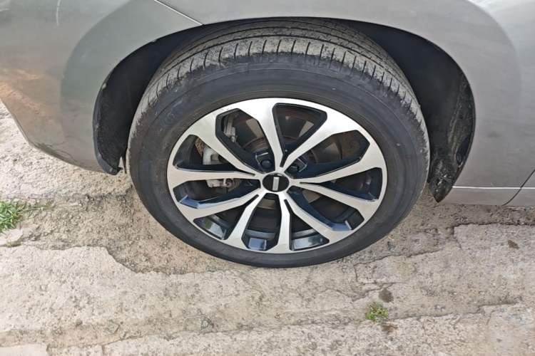 Used Wey VV7 2019 Upgraded Model 2.0T Ultra-Luxury Version China V Standard Exterior 4