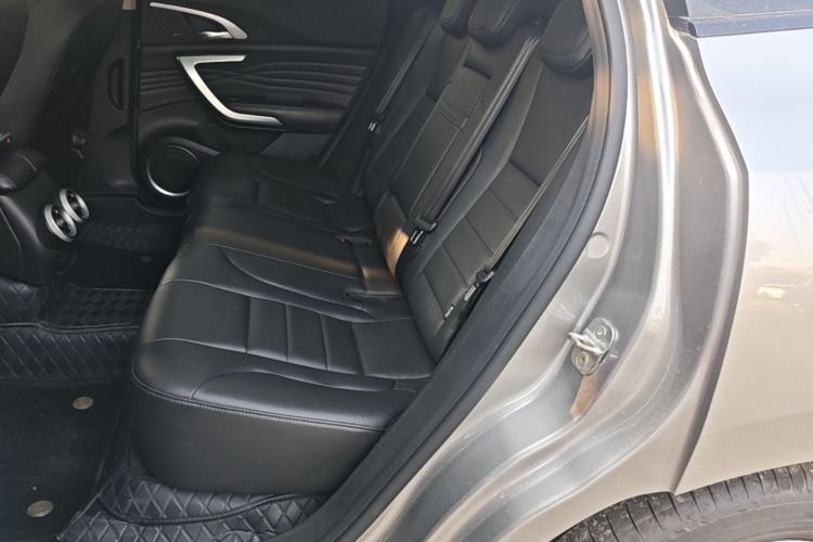Used Wey VV7 2019 Upgraded Model 2.0T Ultra-Luxury Version China V Standard Left Rear Seat