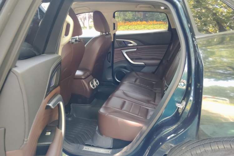 Used Wey VV7 2019 Upgraded Model 2.0T Flagship Version China V Standard Left Rear Seat