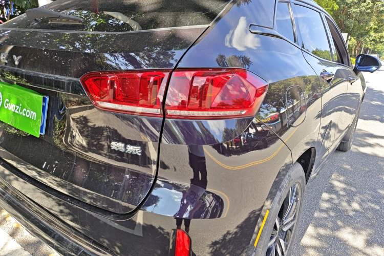 Used Wey VV7 2019 Upgraded Model 2.0T Flagship Version China V Standard Right Rear Taillight