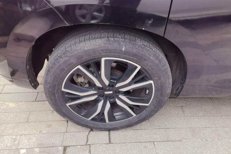 Used Wey VV7 2019 Upgraded Model 2.0T Flagship Version China V Standard Right Rear Wheel Hub