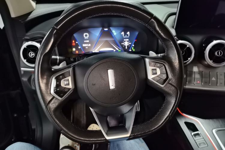 Used Wey VV7 2019 Upgraded Model 2.0T Flagship Version China VI Steering Wheel