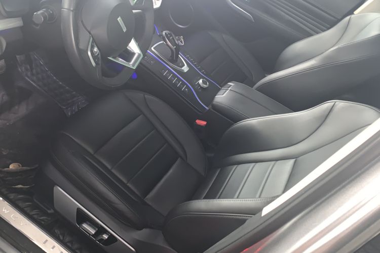 Used Wey VV7 2019 Upgraded Model 2.0T Ultra-Luxury Version China V Standard Interior 5