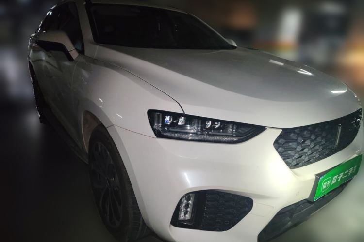 Used Wey VV7 2019 Upgraded Model 2.0T Ultra-Luxury Version China VI Standard Front Right 45 Deg